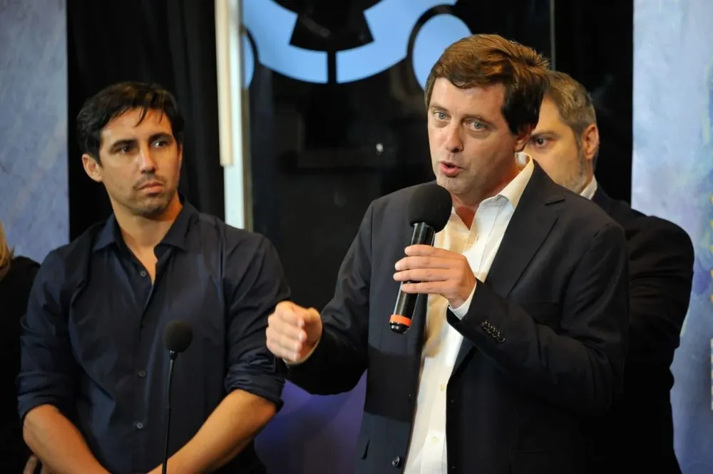 Ignacio Alonso al ser reelecto presidente