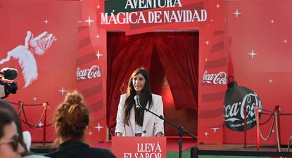Coca-Cola invita a conocer a Papá Noel y a vivir la magia de la Navidad
