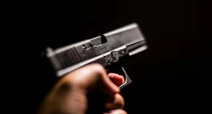 Hasta la modificación, el artículo 55 exigía que los legítimos usuarios fueran mayores de 21 años.