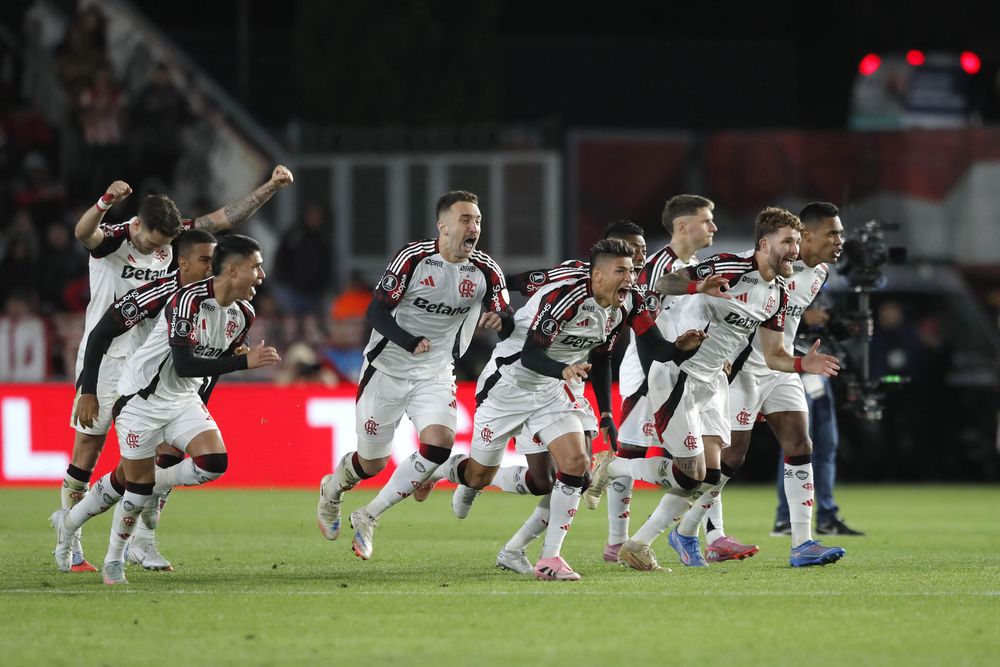 Flamengo eliminó a Estudiantes de La Plata