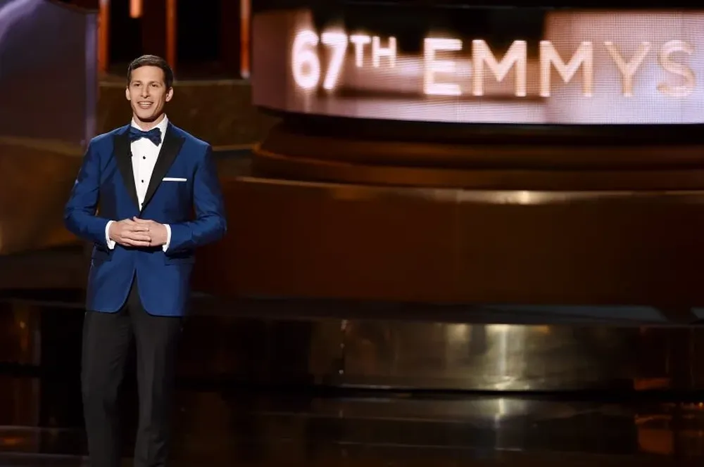 El conductor de la noche, Andy Samberg