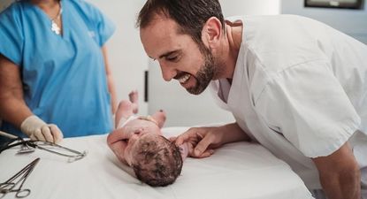 Diego Godín, el excapitán de la selección de Uruguay de fútbol, fue padre por segunda vez