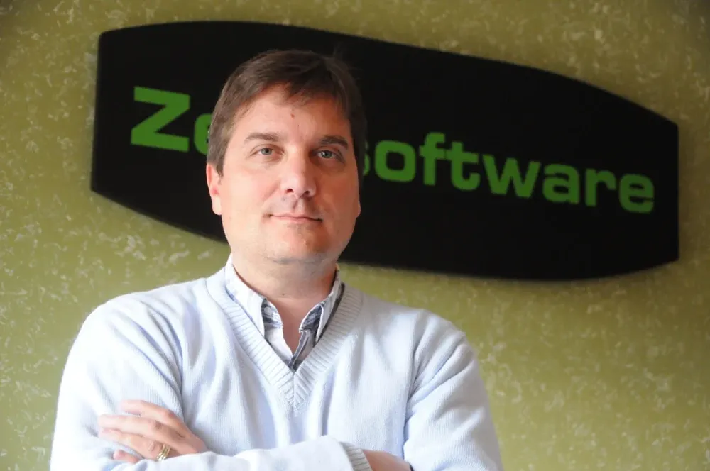 Director de Zetasoftware