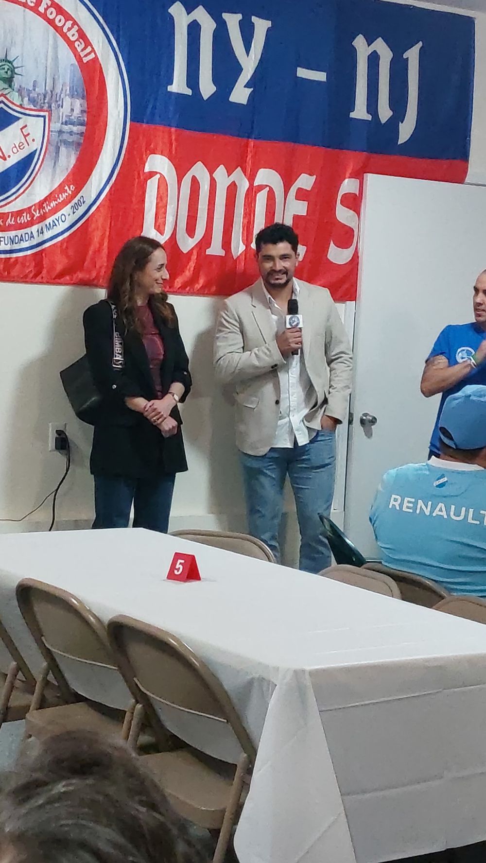 El emocionante homenaje al Chory Castro que le hicieron los hinchas de Nacional en Nueva York y Nueva Jersey El emocionante homenaje al Chory Castro que le hicieron los hinchas de Nacional en Nueva York y Nueva Jersey