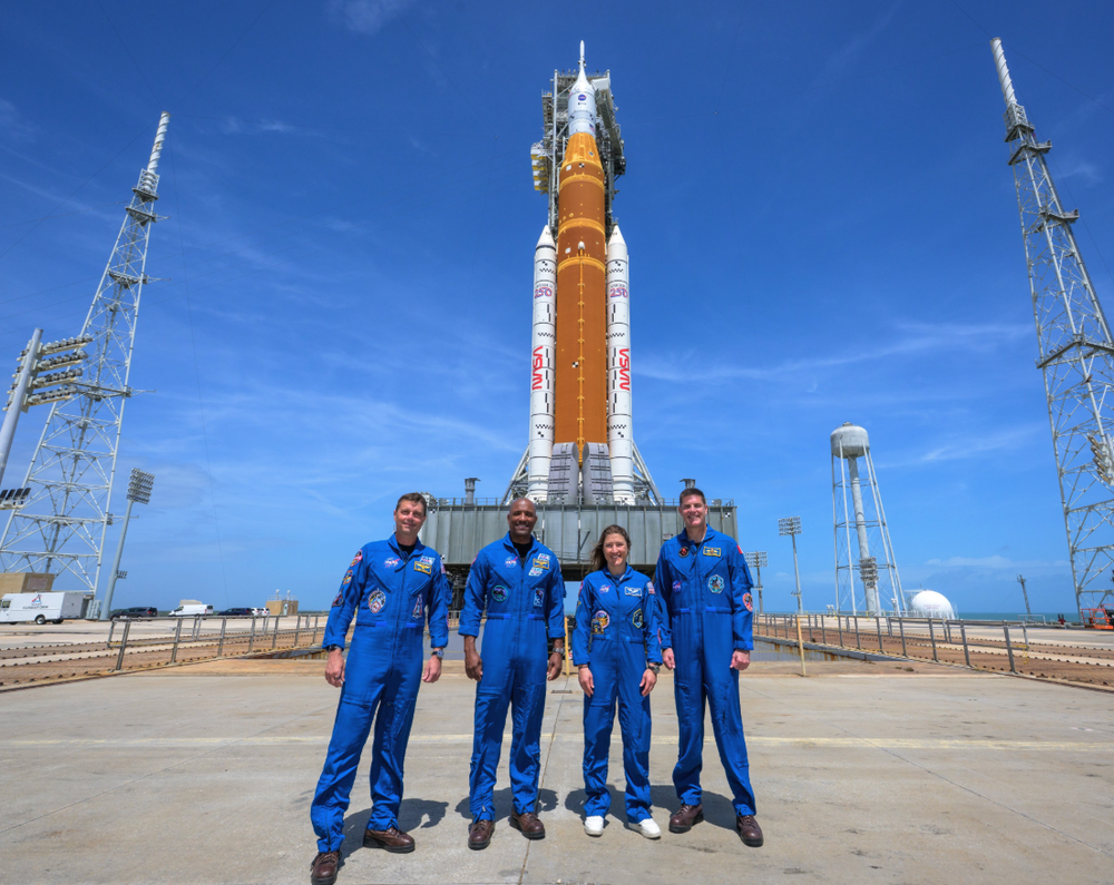 Los astronautas de la misión Artemis II que despegará esta madrugada. 