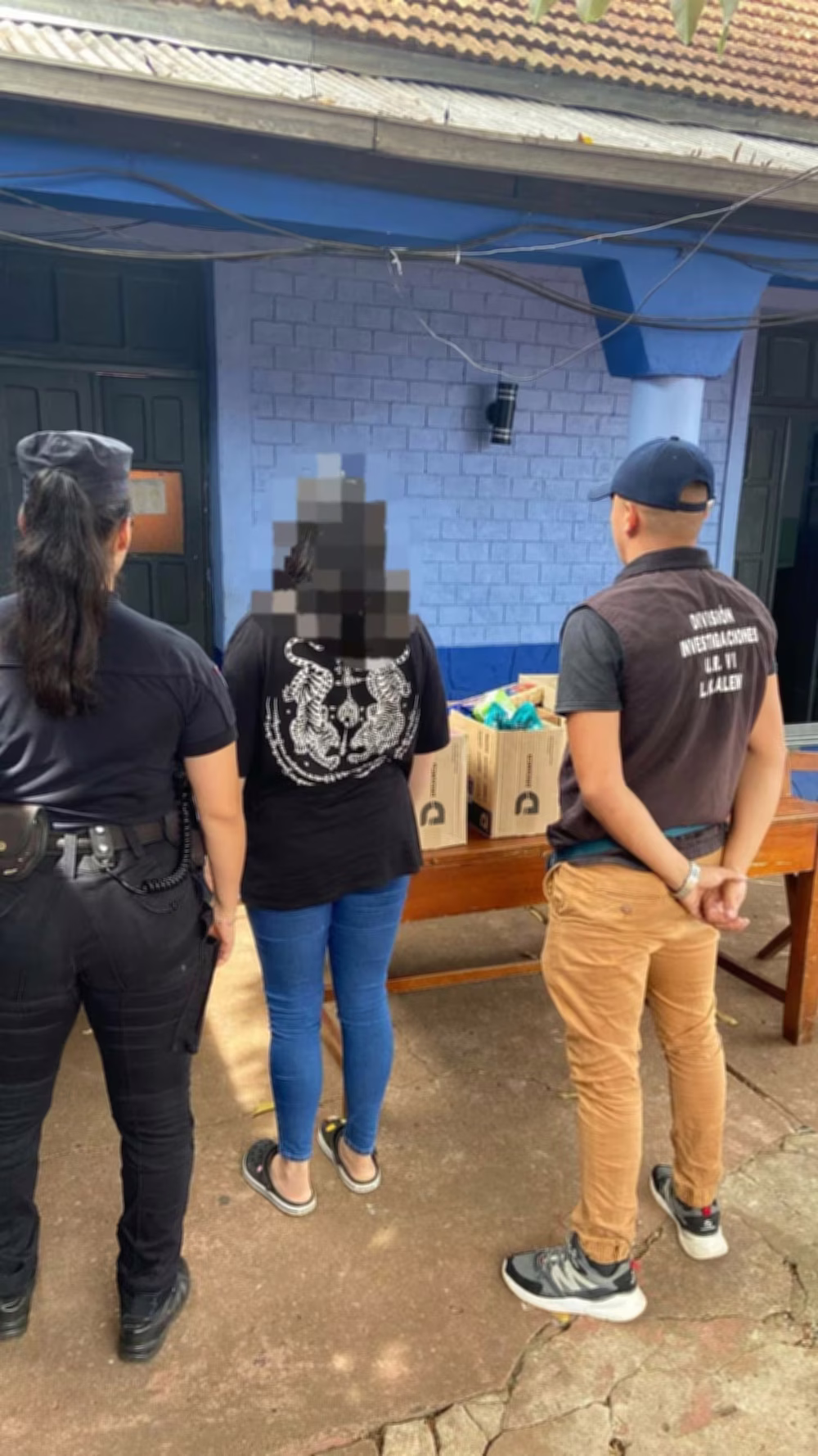 La mujer fue detenida por la policía de Misiones, quiénes recuperaron gran parte de la mercadería robada