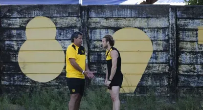 Jorge Da Silva y Diego Forlán