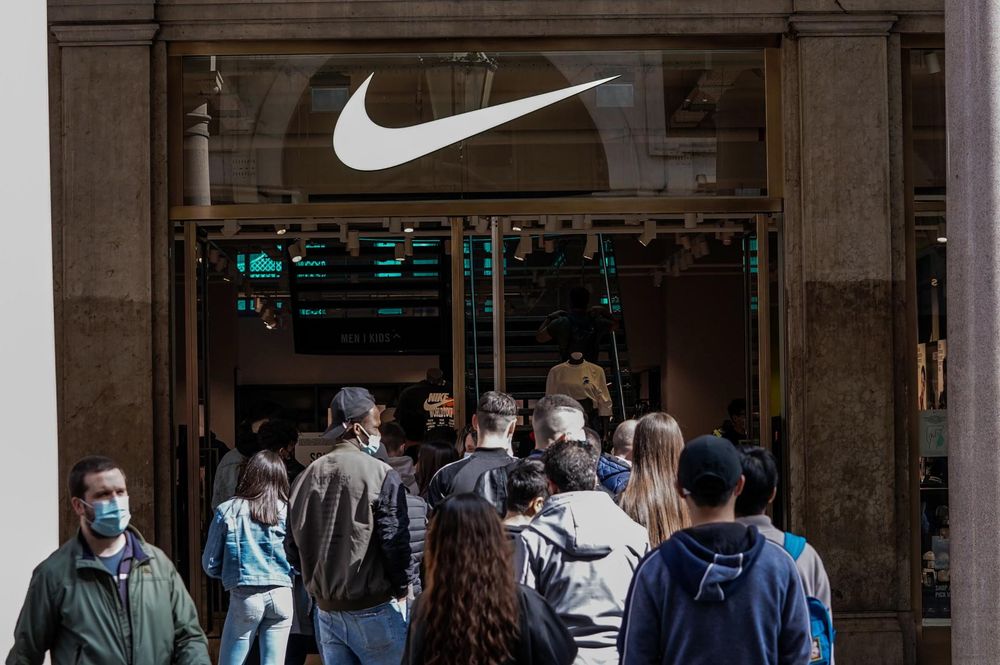Nike tuvo un flojo cierre de semana en Wall Street.