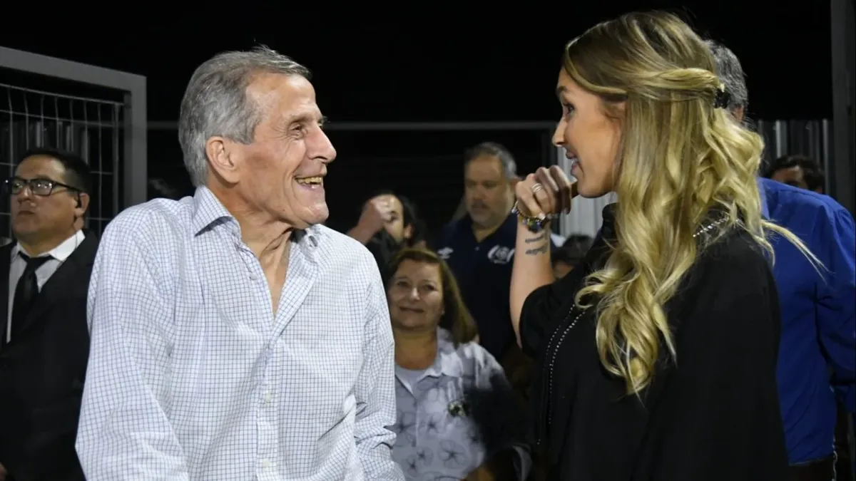 El Reencuentro De Luis Suárez Con El Maestro Tabárez En La Inauguración De Su Ciudad Deportiva 5294