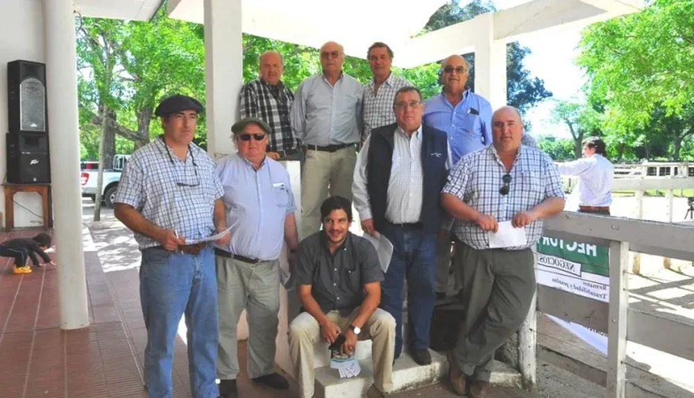 Los responsables de la venta en la Rural de Durazno