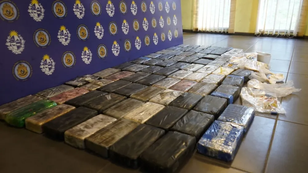 Incautaron 85 kilogramos de cocaína