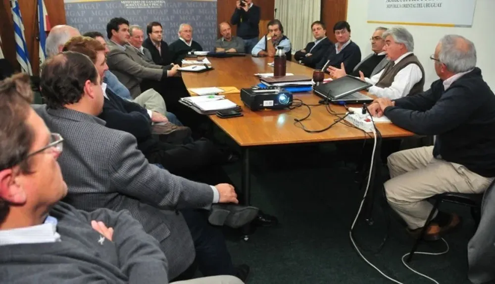 Aguerre recibió ayer a gremiales e instituciones del agro