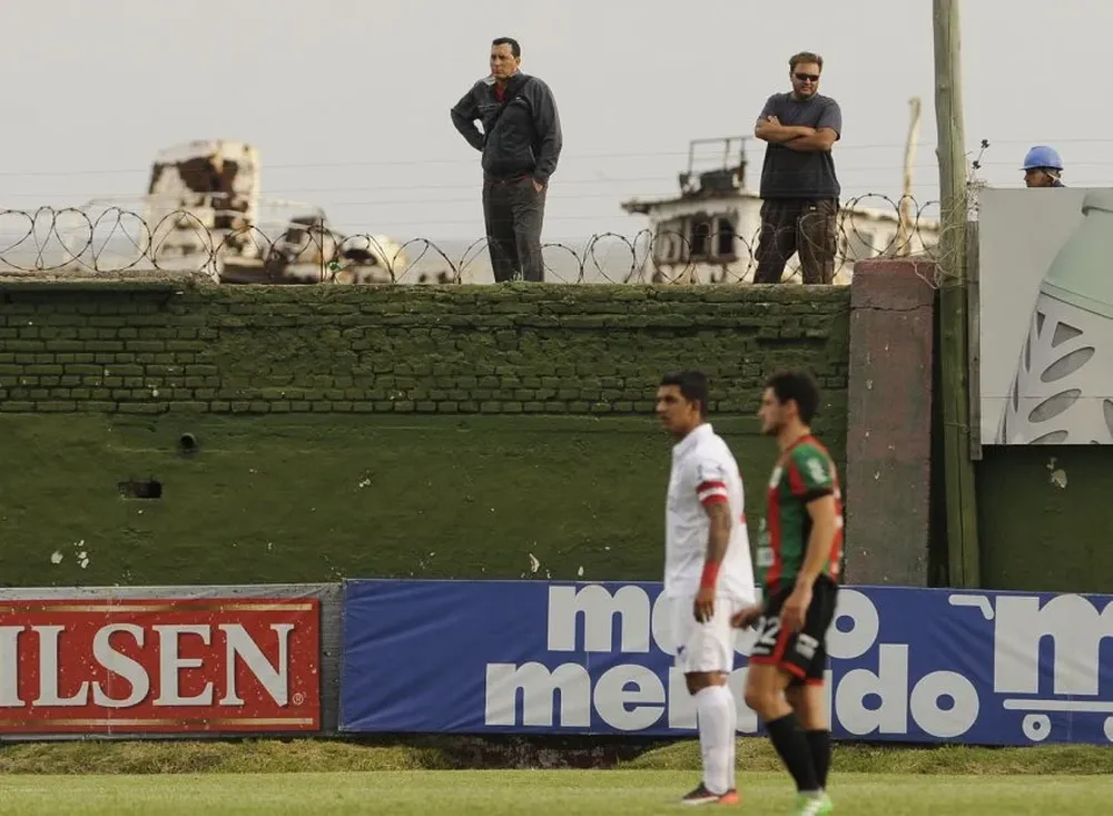 Tras 30 años Nacional volvió a jugar ante Rampla Juniors en el Olímpico, nadie quiso perderse el encuentro