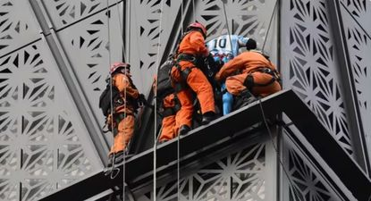 quien es el influencer polaco que escalo un edificio en argentina y fue detenido