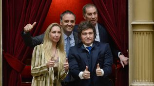 Javier Milei, Karina Milei, Diego Santilli y Manuel Adorni en la Cámara de Diputados meses atrás.