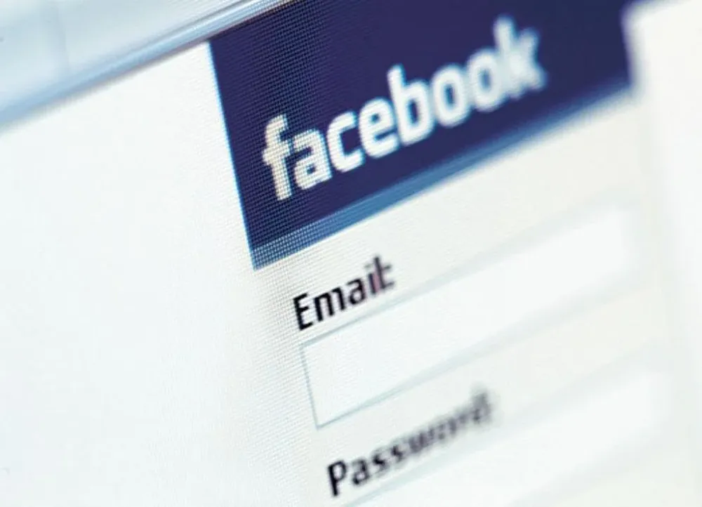 Facebook fue el escenario de una falsa historia de amor que duró siete meses