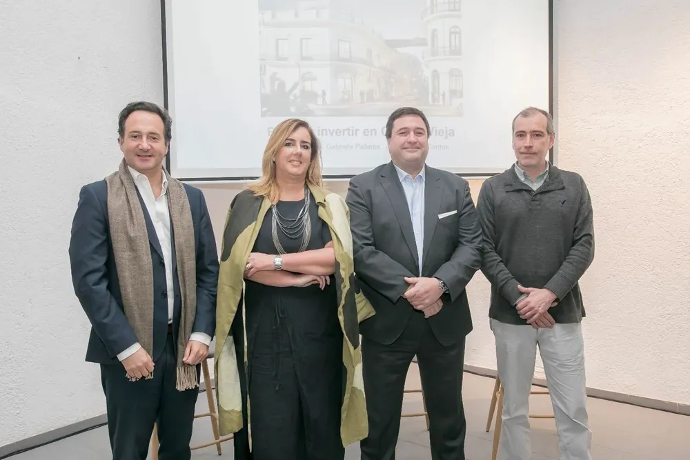 Ignacio Munyo, Gabriela Pallares, Valentín Bueno y Arturo de los Santos