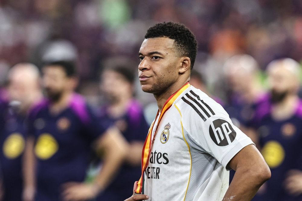 Kylian Mbappé quedó muy molesto por la medalla del segundo lugar para Real Madrid de la Supercopa Española tras perder ante Barcelona