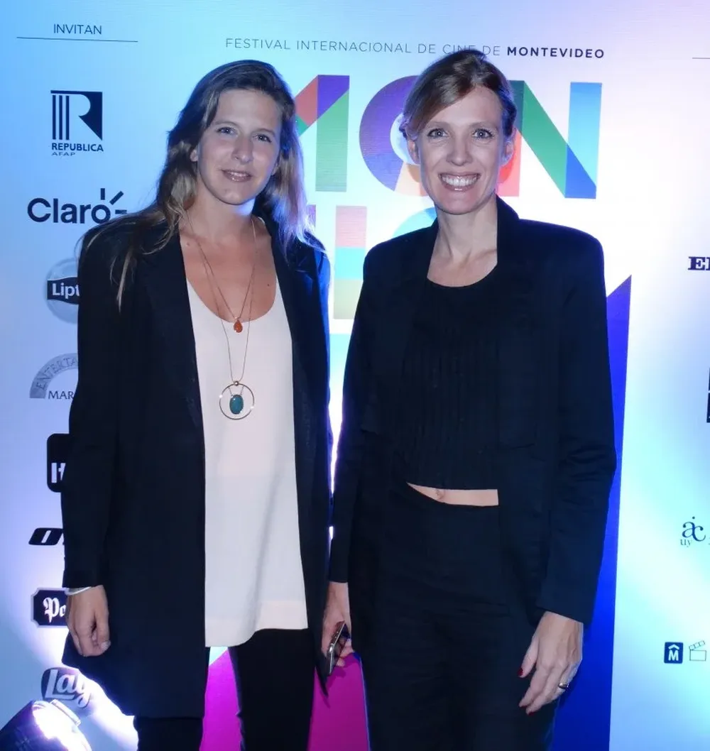 Valentina Artagaveytia y Renata Campomar