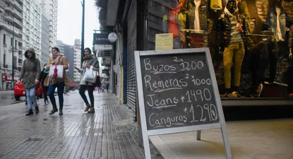 El comercio es el rubro que tiene más trabajadores en seguro de paro, con cerca de 13 mil beneficiarios