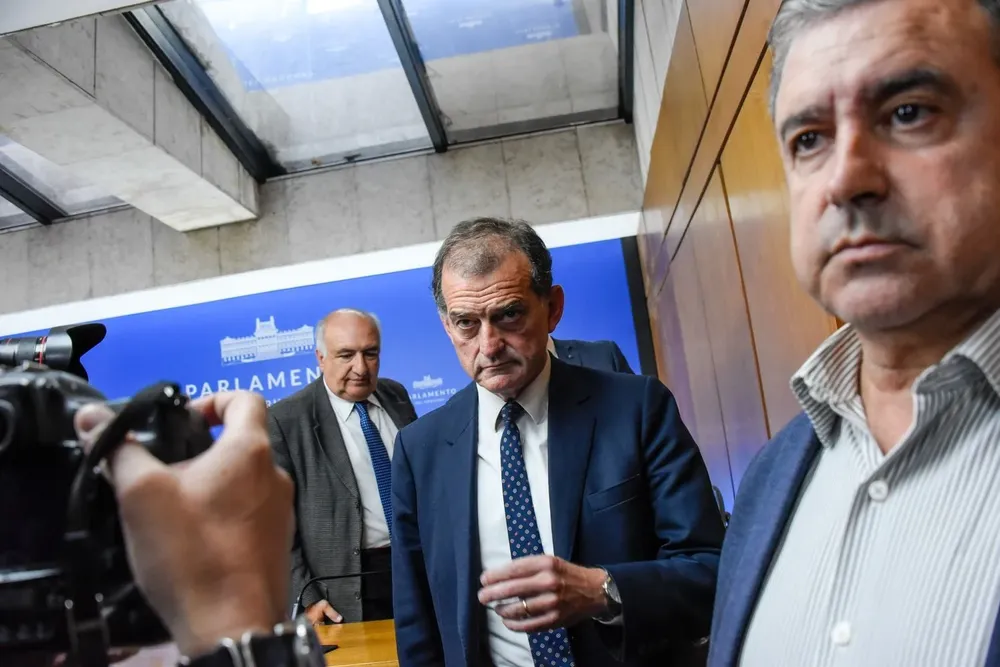 Guido Manini Ríos y Raúl Lozano