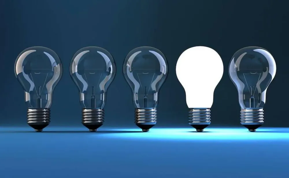 El precio de la luz cae este martes.