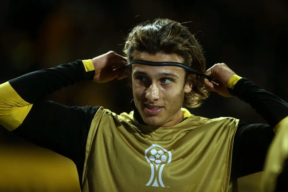 Agustín Canobbio retornó a Los Aromos, aunque aún le quedan cinco semanas de recuperación