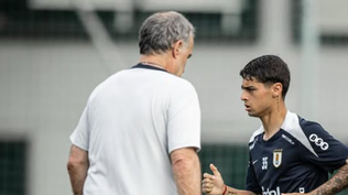 Renovó con Nacional y viajó con Marcelo Bielsa: el juvenil tricolor que extendió su contrato y será sparring de la selección uruguaya en la gira por Europa