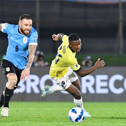 Nahitan Nández con la selección de Uruguay Nahitan Nández con la selección de Uruguay