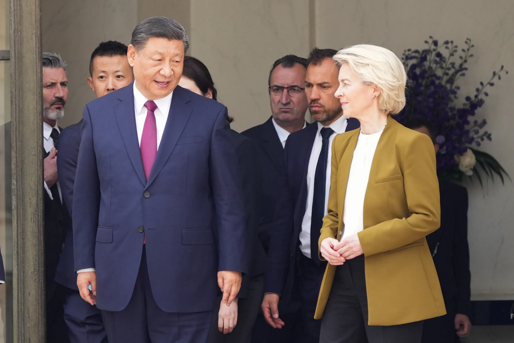 Úrsula von der Leyen y Xi Jinping