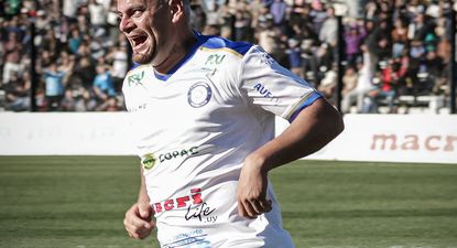 Maximiliano Cantera celebra el gol para Paysandú FC que se coronó campeón del Torneo Apertura de la Divisional C