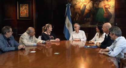 El ministro de Salud, Mario Lugones, echó y reemplazó a la cúpula del Hospital Garrahan tras la polémica por un bono de $500.000