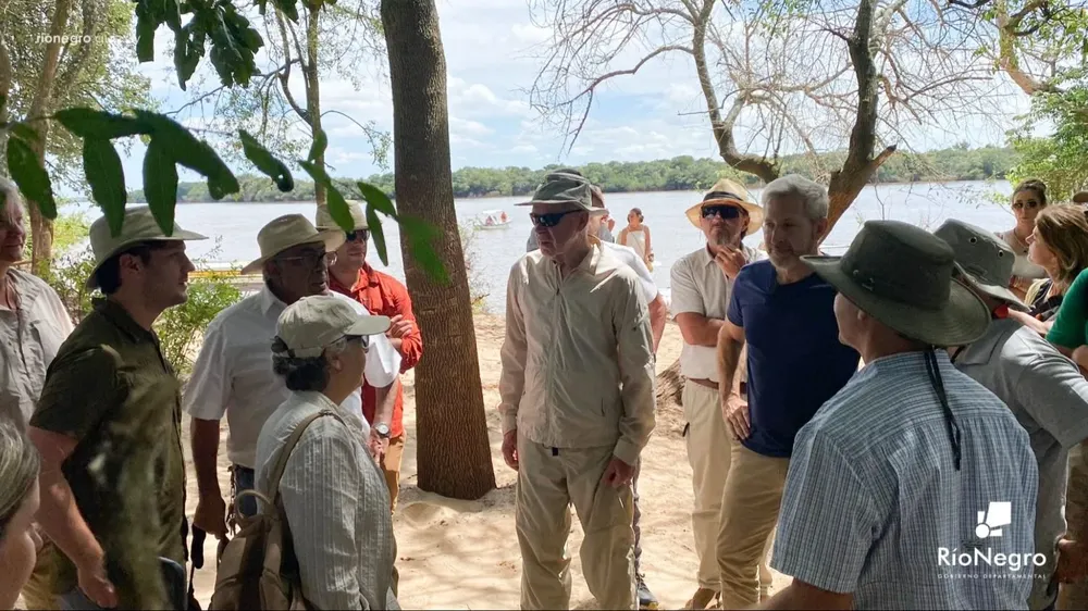 Inaguración de la Base Operativa de las islas argentinas del Río Uruguay