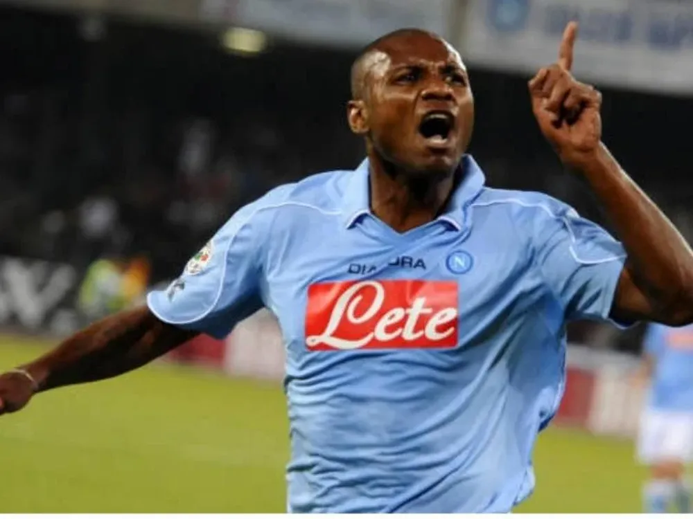 Marcelo Zalayeta en su paso por Napoli