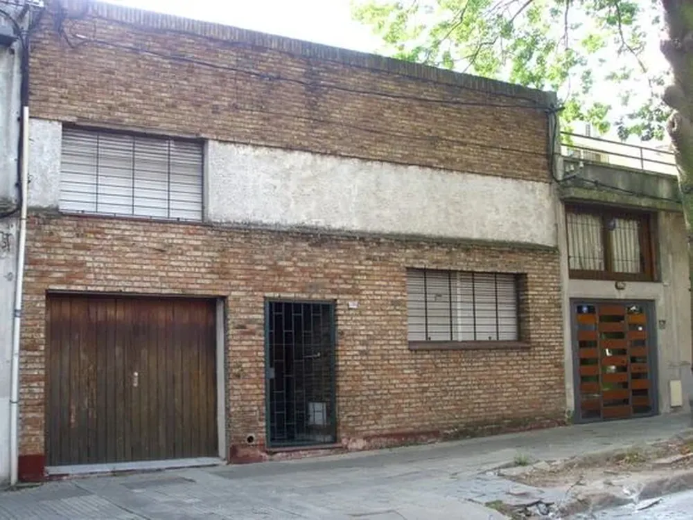 El área de edificación alcanza los 153 m2.