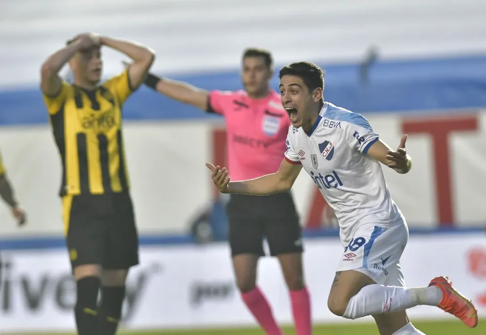 Cándido celebra el 2-0
