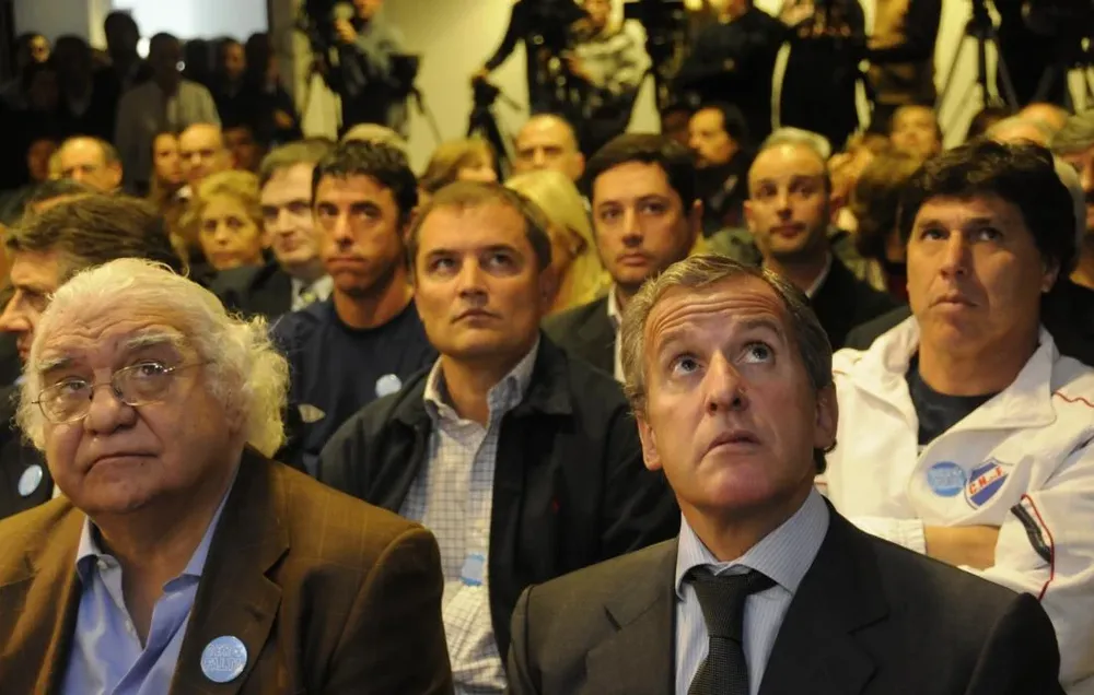 El lanzamiento contó con la presencia de los rpesidentes y entrenadores de Nacional