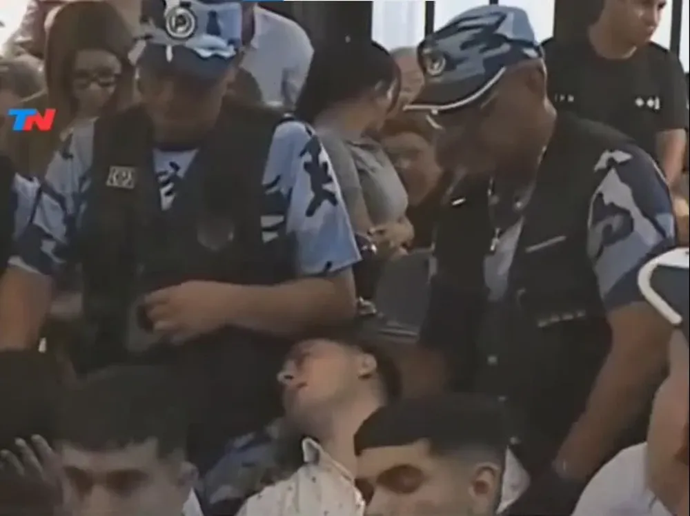 Captura de pantalla del momento en que Thomsen se desmayó en el juicio