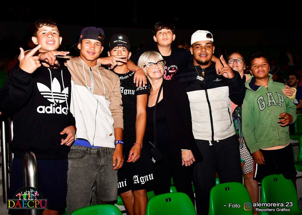 Teatro de Verano: Renée De León recibe a las delegaciones en el Ramón Collazo.