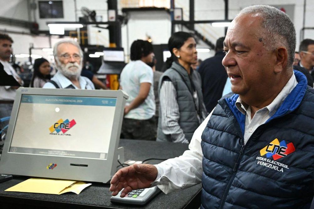 Cómo funciona el proceso electoral en Venezuela y por qué han puesto en duda el resultado de los comicios