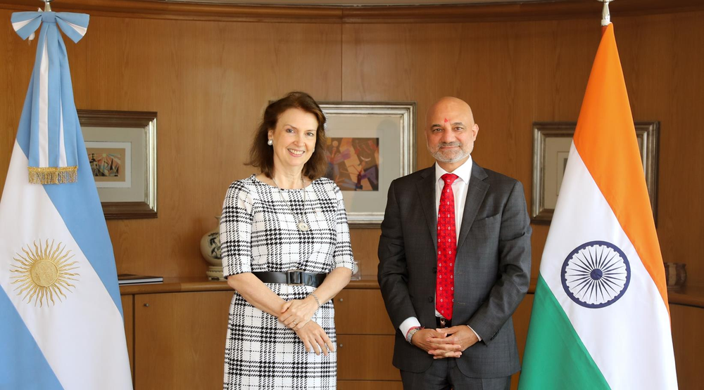 Reunión entre la canciller Diana Mondino y el embajador Dinesh Bhatia de la India