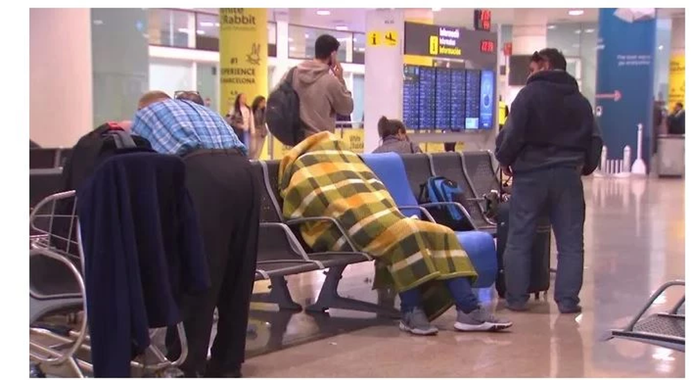 Una imagen del desalojo en el Aeropuerto de Barcelona