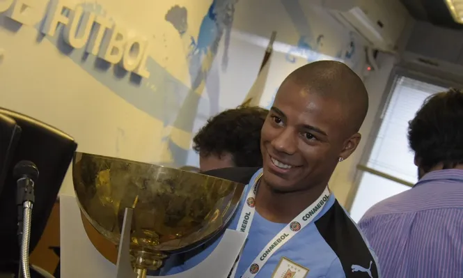 ¿Por qué De la Cruz, Arambarri, Suárez y Araújo llegan a la selección mayor?