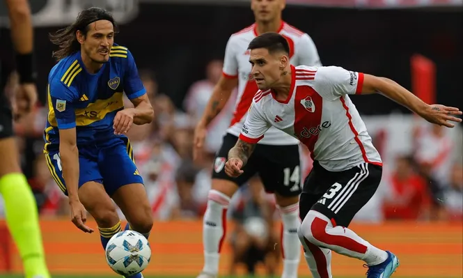 Edinson Cavani jugó su segundo clásico ante River Plate