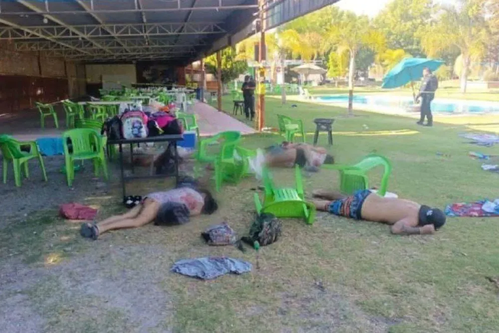 Imágenes de la masacre causada por sicarios en Guanajato