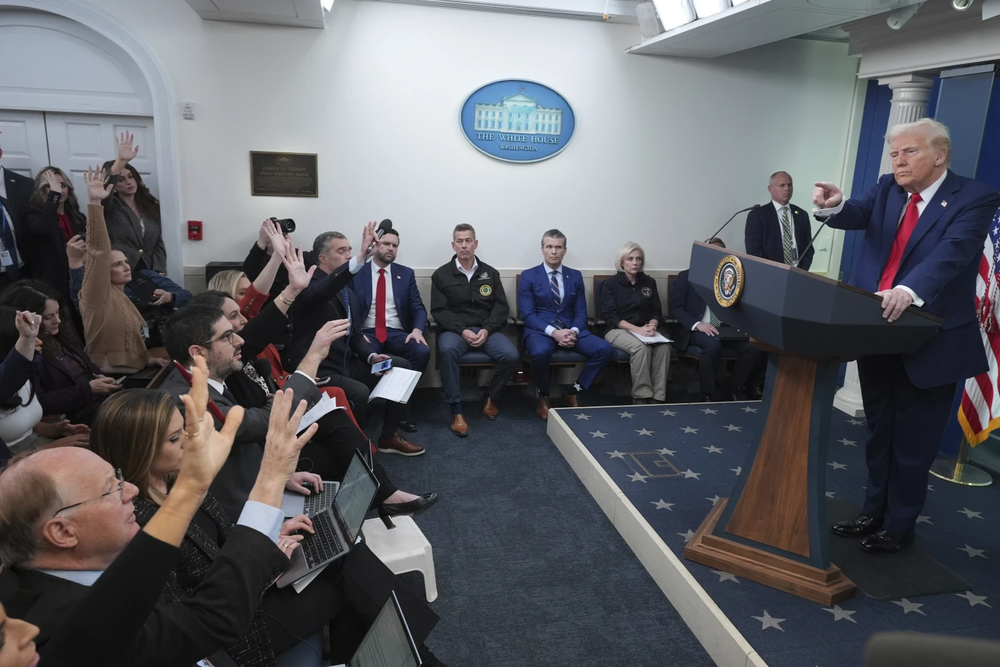 Trump en una conferencia de prensa en la Casa Blanca