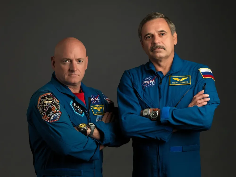 Scott Kelly y Mikhail Kornienko
