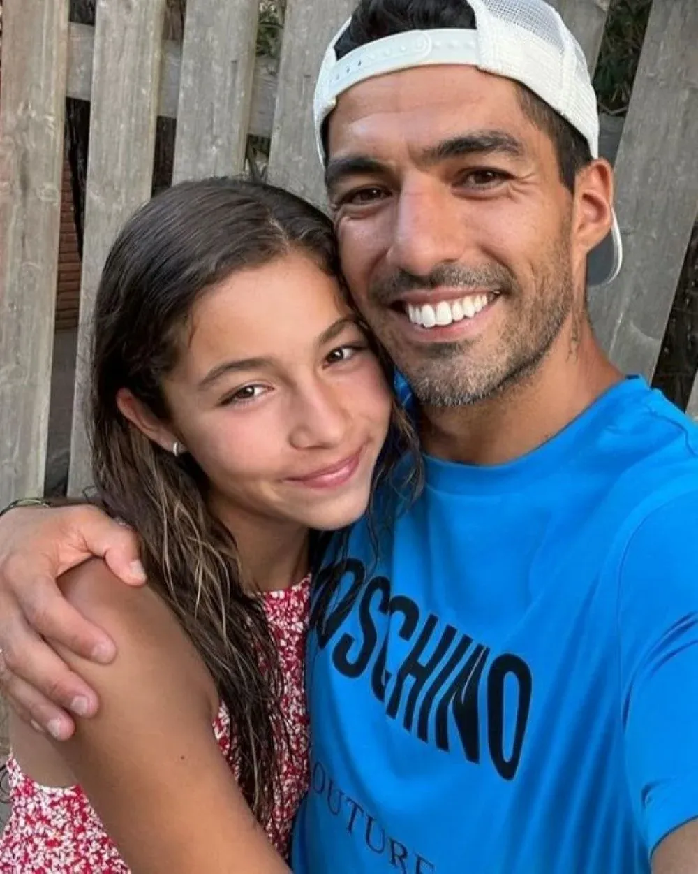 En un día especial para Luis Suárez por el cumpleaños de su hija mayor,  arranca como suplente en Nacional