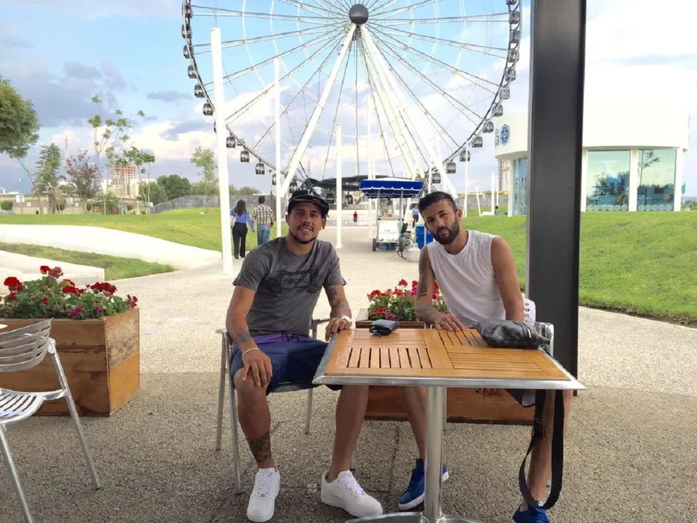 Ramón Arias y Robert Herrera en la rueda de Puebla