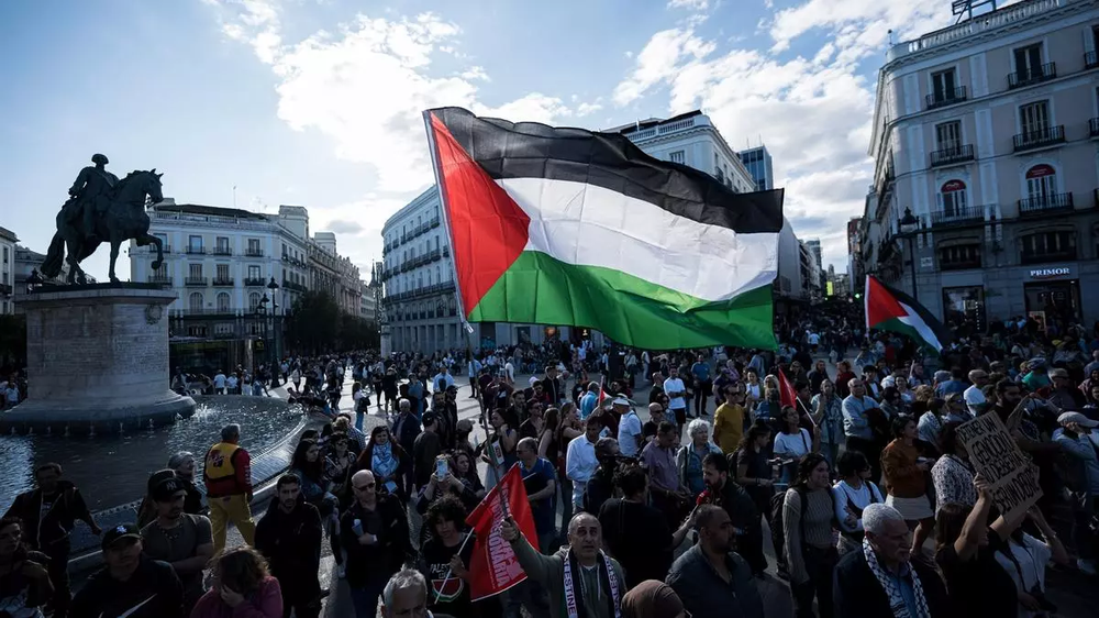 Manifestación en apoyo a Palestina en la Puerta del Sol de Madrid el 18 de mayo